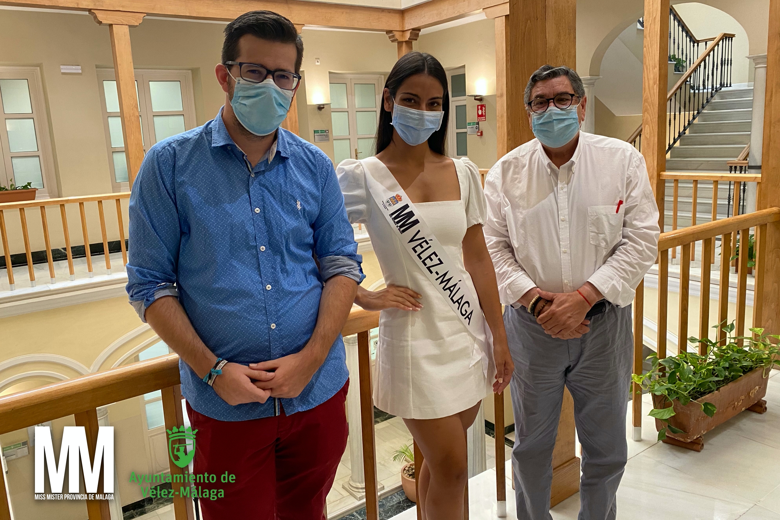 Miss Mister Provincia de Malaga 2021 Miss Velez Malaga Claudia Santisteban Alcalde Antonio Moreno 1