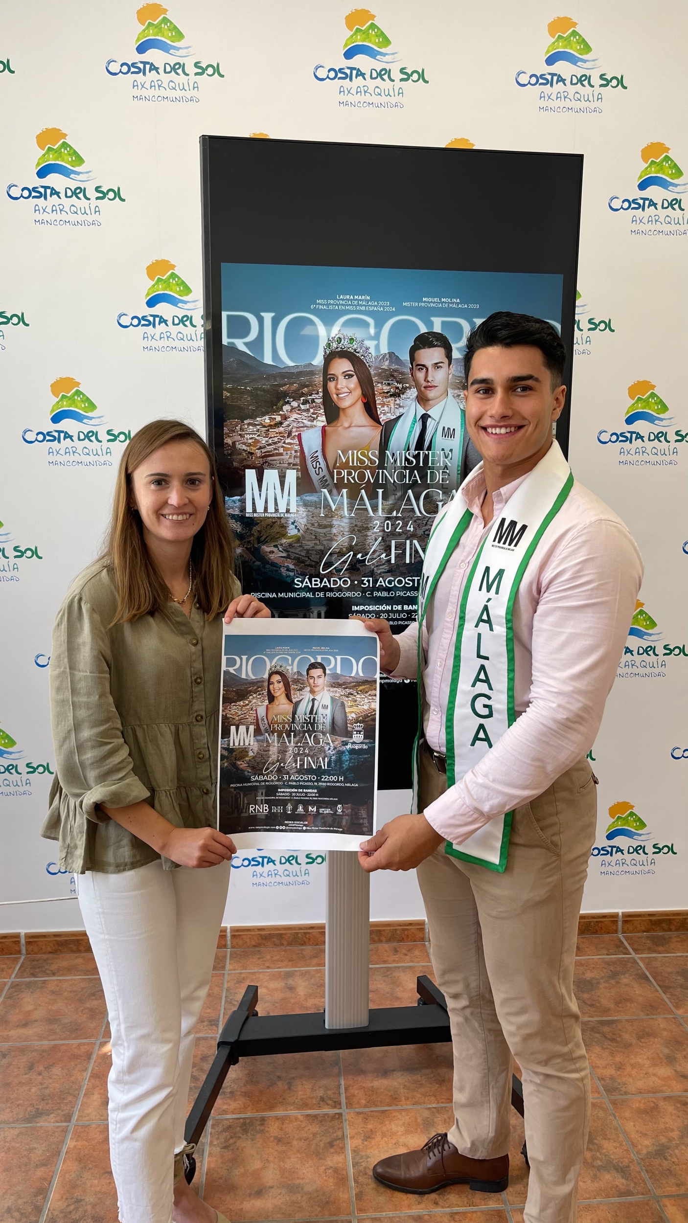 Mancomunidad Axarquia Presentacion Miss Mister Provincia de Malaga 2024 Riogordo Esther Fernandez Miguel Molina 2