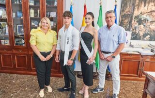 Jose Alberto Armijo Alcalde Ayuntamiento Nerja Recepcion Miss Mister Nerja 2025 Paulina Platero Abde Hantut Miss Mister Provincia de Malaga 2025 en Coin 2