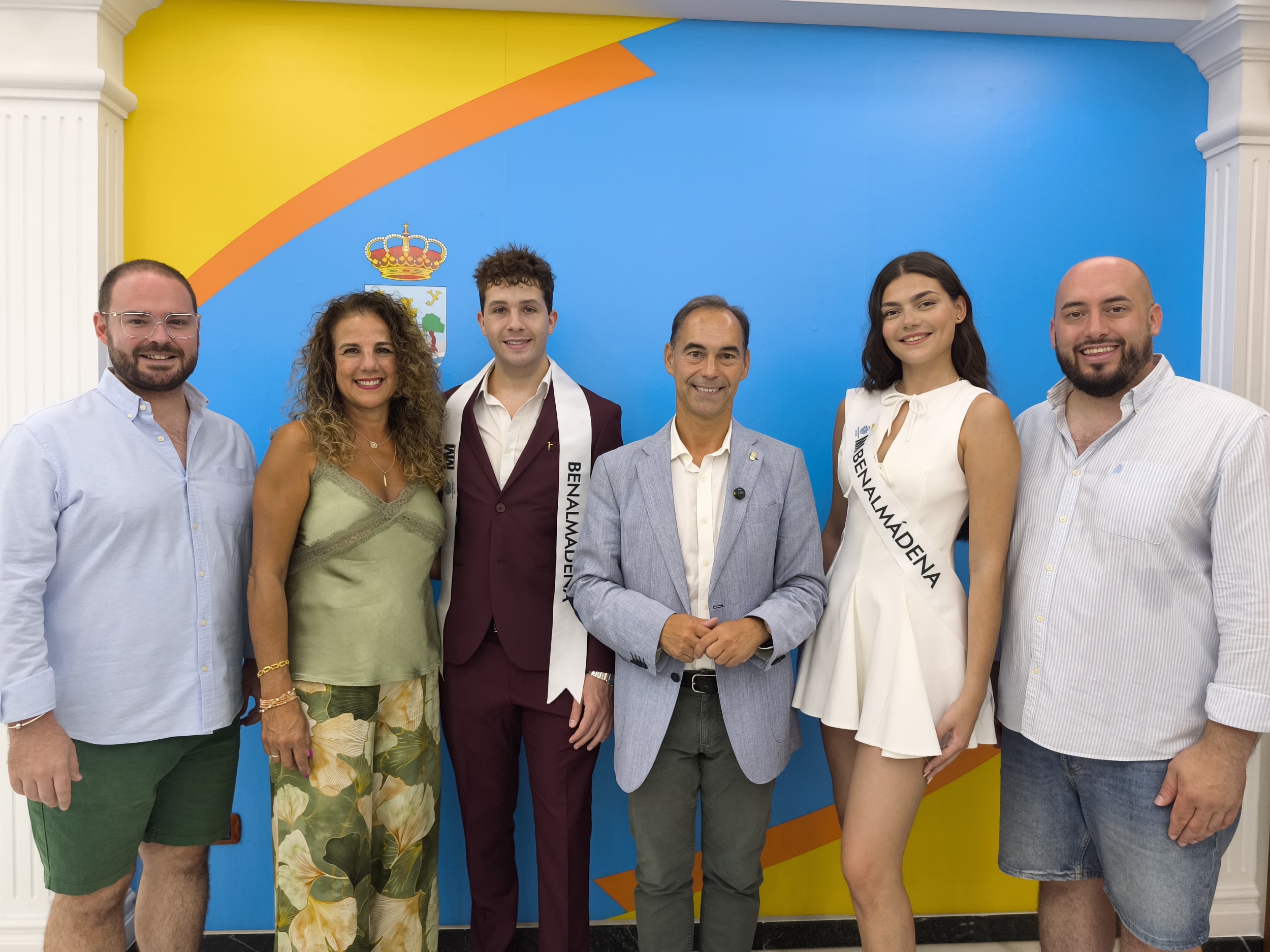 Juan Antonio Lara Alcalde Ayuntamiento Benalmadena Recepcion Miss Mister Benalmadena 2025 Luciana Jourdan Aaron Rios Miss Mister Provincia de Malaga 2025 en Coin 1