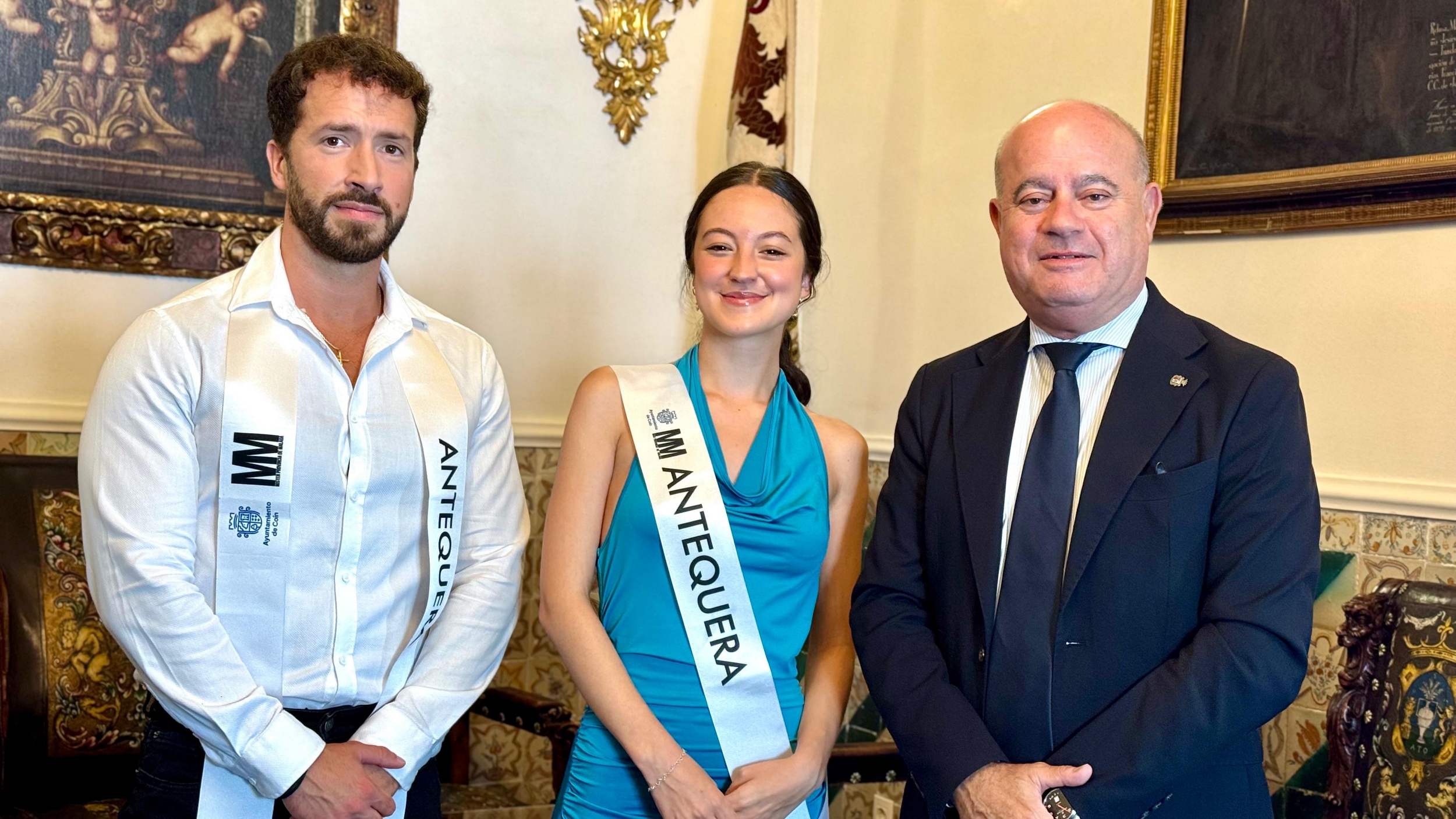 Manolo Baron Alcalde Ayuntamiento Antequera Recepcion Miss Mister Antequera 2025 Angela Martinez Manuel Calatrava Miss Mister Provincia de Malaga 2025 en Coin 5